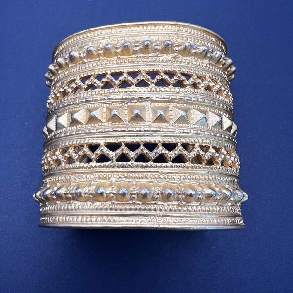 Ben Amun Cuff Large Bracelet Gold Tone Wide Urban Boho Hippie- Rhianna On Vogue!